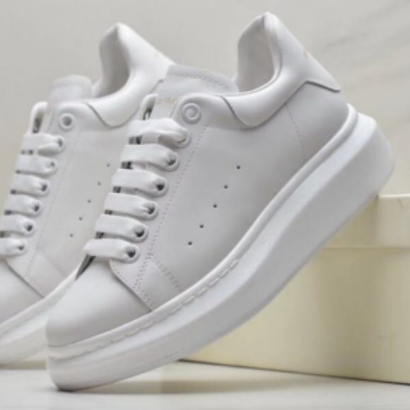 Alexander McQueen Sports shoes, women's  white - Picture 5 of 7
